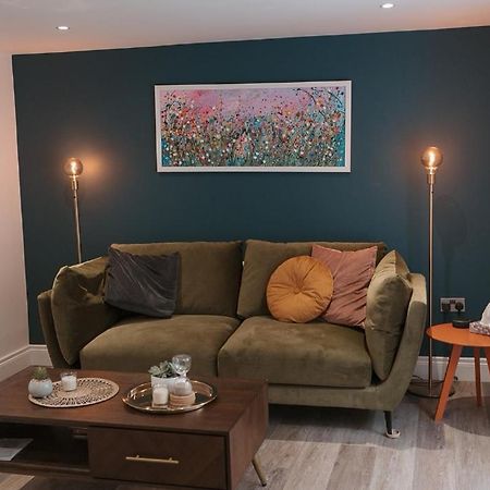 Apartment At 68 Saintfield Экстерьер фото