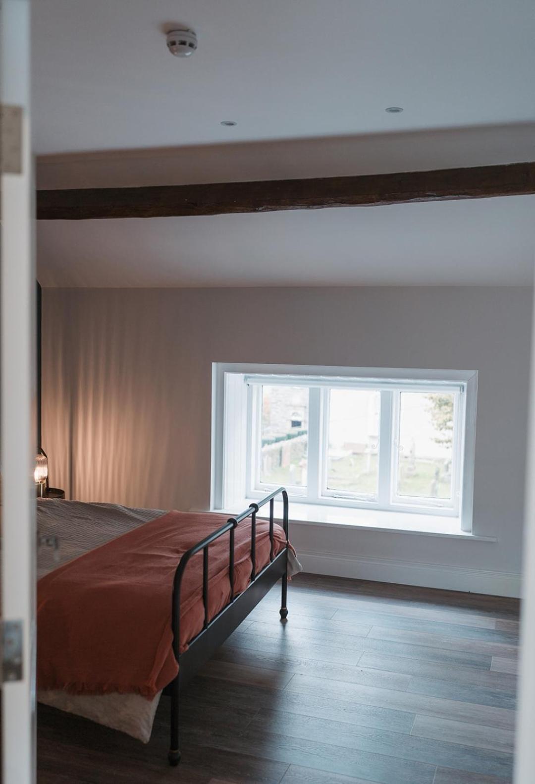 Apartment At 68 Saintfield Экстерьер фото